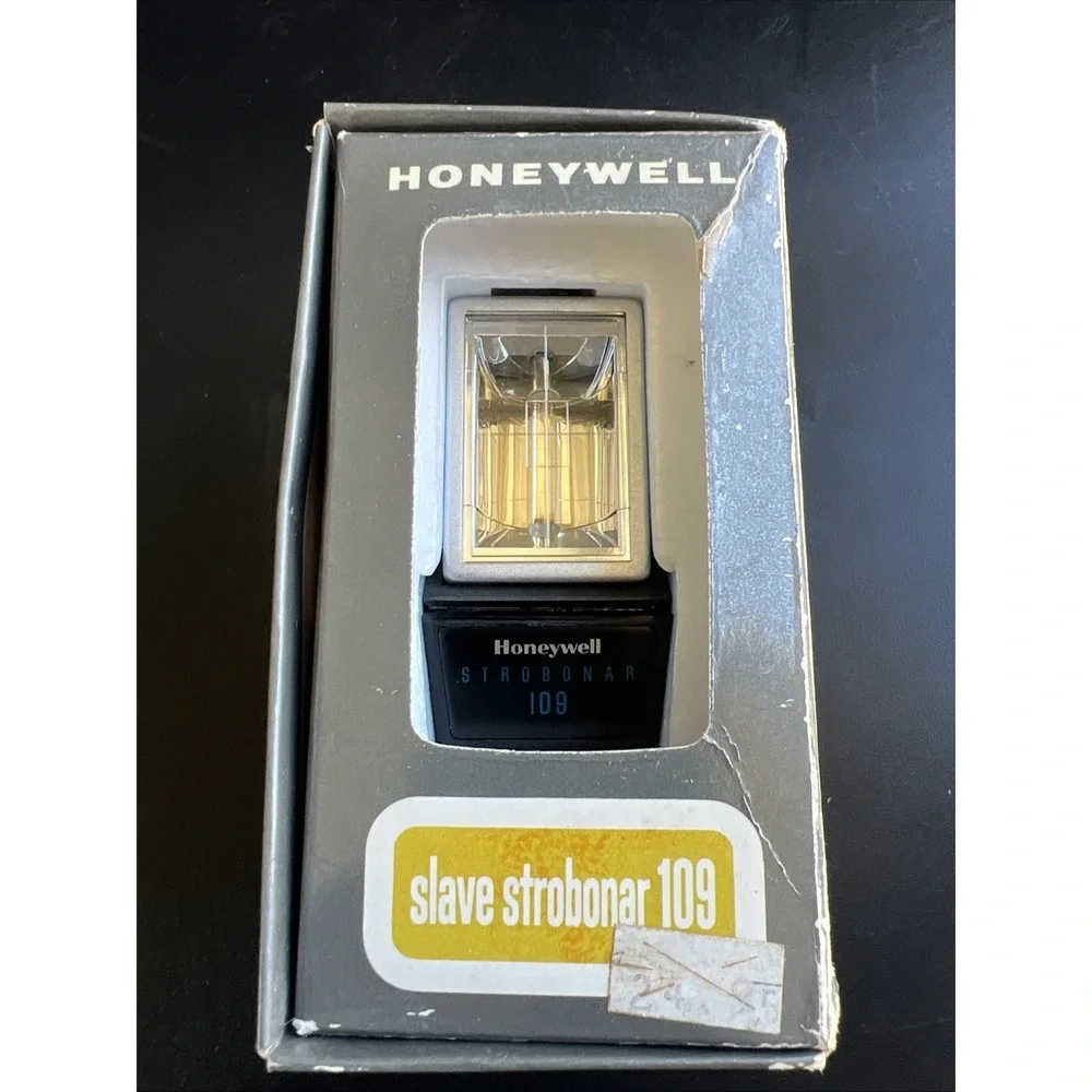 Honeywell Salve Strobonar 109 Compact Flash Unit. Pre-owned